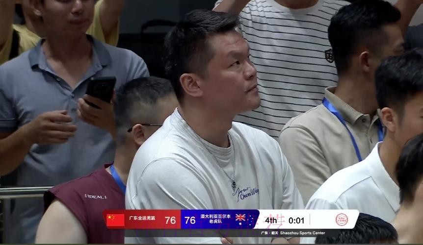 徐杰半场出战14分钟,3中0没有数据入账、正负值+21全场最高 徐杰半场出战14分钟,3中0没有数据入账、正负值+21全场最高